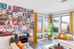 2 Homes Side by Side , Sleeps 24- Mins to Broadway - Image 2