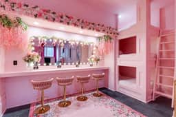 The Pink Palace | Rooftop Deck | Bachelorette HQ - Image 5