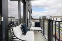 Vandy Game Day 2BR/2BA | Balcony | Pool + Gym - Image 2