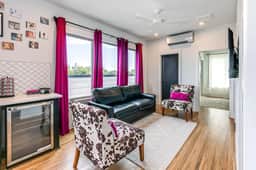 4BR/5BA Rooftop Bar | Sleeps 12 | 1 Mi to Nissan - Image 5