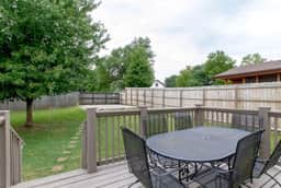 3BR + Gated Parking | Sleeps 8 /Mins to Broadway - Image 5