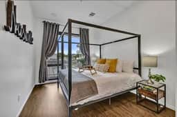 Gulch Edge Condo | King Bed | Pool | Near Broadway - Image 2