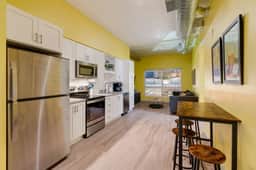 Walk to Broadway | SoBro 1BR | Resort Pool - Image 4