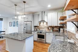 Music City Sanctuary! 3 Bdr, 2 Miles From Downtown - Image 5
