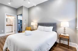 Church Conversion 1BR | Mins to Broadway - Image 3