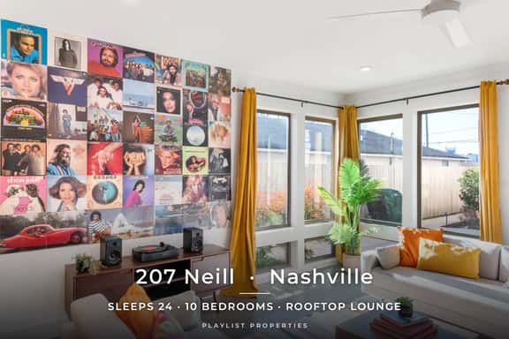 2 Homes Side by Side , Sleeps 24- Mins to Broadway - Image 1