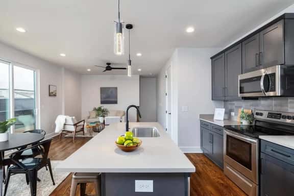 Modern Nashville Retreat | 3BR + City Views - Image 1