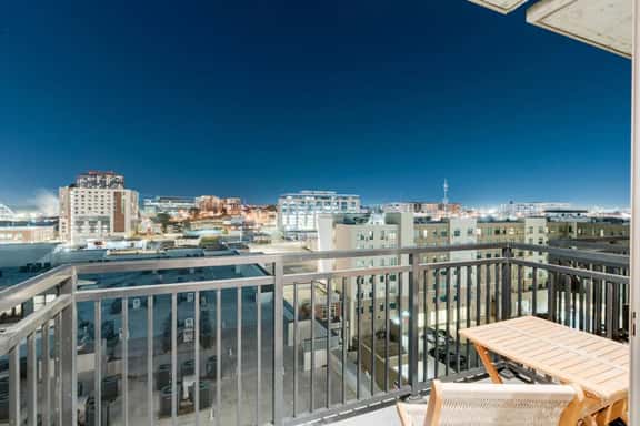 SoBro 1BR | Walk to Broadway | Pool + Balcony - Image 1