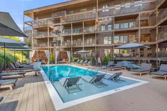Skyline Views + Karaoke | Pool | Sleeps 6 - Image 1
