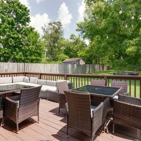 East Nash 3BR w/ Fenced Yard | Pets OK | Sleeps 10 - Image 1