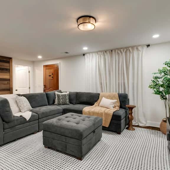 East Nashville One Level Home with Big Yard - Image 1