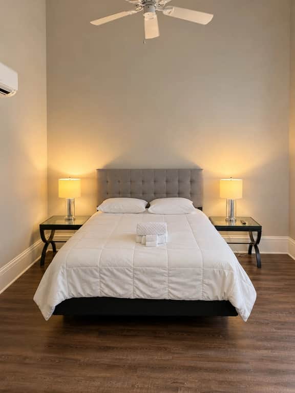 Church Condo | 2 Beds | Mins to Broadway - Image 3