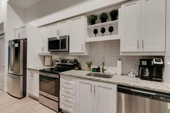 SoBro Penthouse | 2 Kings | Pool + Skyline - Image 4