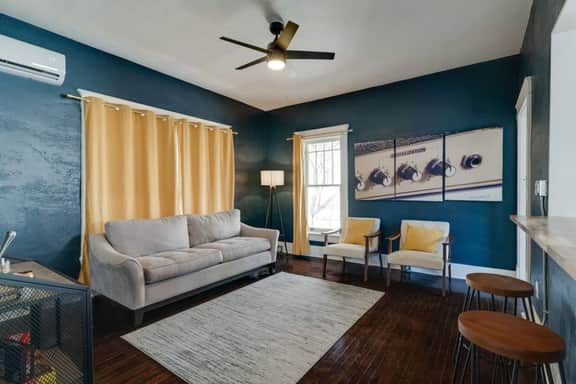 Historic Music City Loft Sleeps 8 | Near Broadway - Image 2