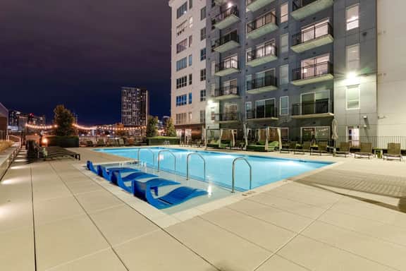 SoBro 1BR | Walk to Broadway | Pool + Balcony - Image 5