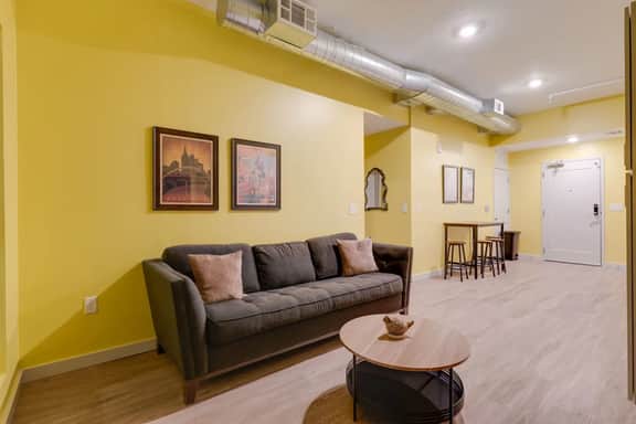 Walk to Broadway | SoBro 1BR | Resort Pool - Image 2