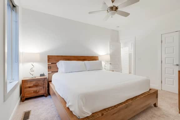 Music City Sanctuary! 3 Bdr, 2 Miles From Downtown - Image 4