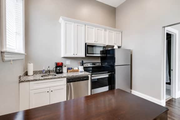 Church Loft w/ Balcony | Mins to Broadway - Image 5