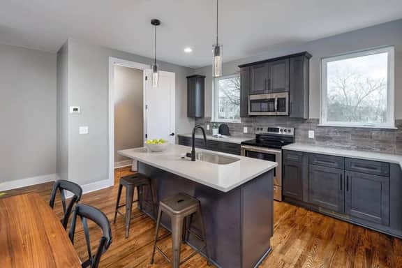 Near Downtown 3BR | Primary Suite + Skyline Deck - Image 4
