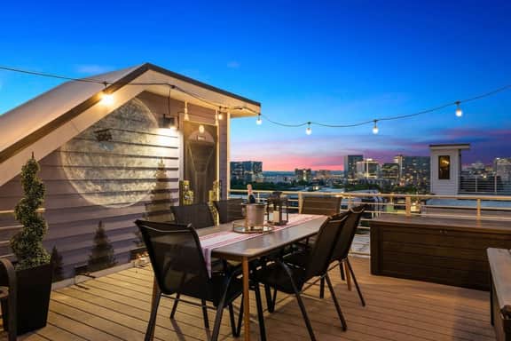 Epic Rooftop 5 Mins from Broadway - Image 3